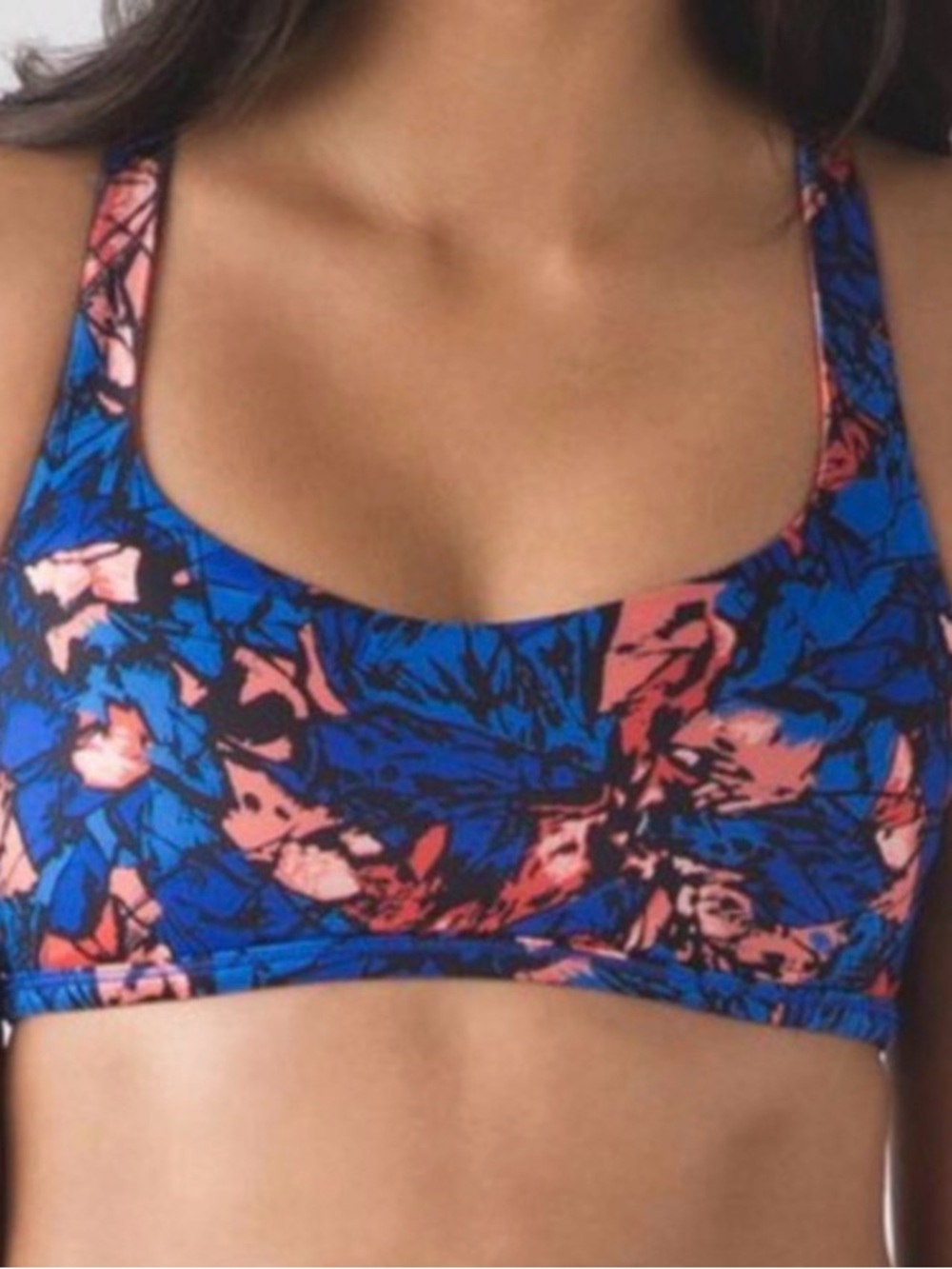 Lululemon free to be wild bra size 8